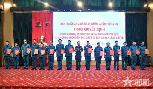 Tây Ninh: 171 sĩ quan dự bị được gọi vào phục vụ tại ngũ